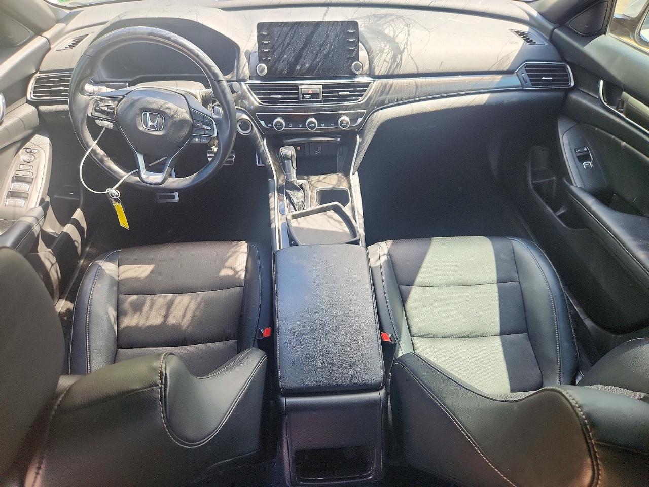 2018 HONDA ACCORD SPORT photo 15
