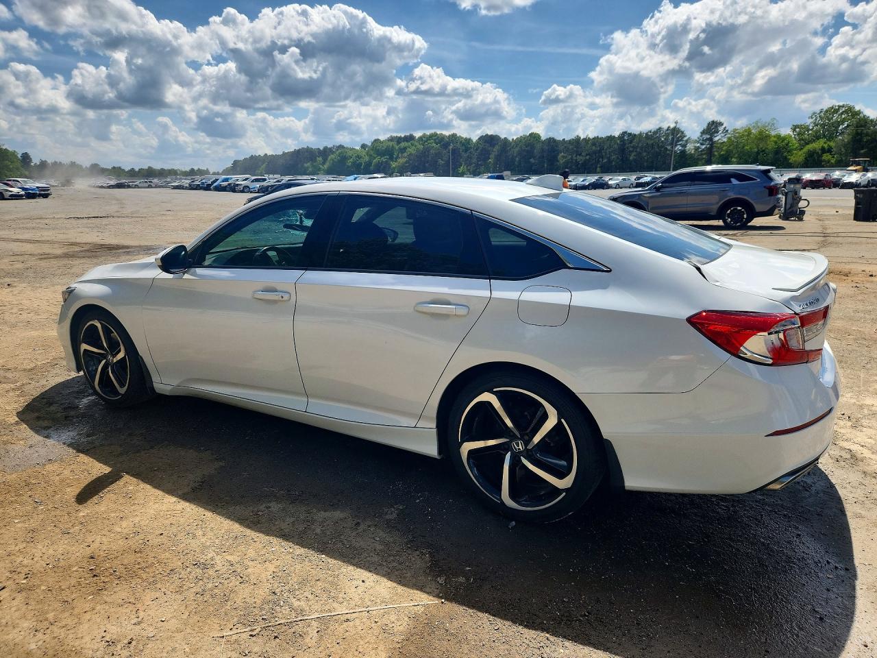 2018 HONDA ACCORD SPORT photo 3
