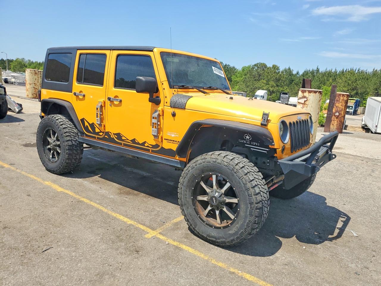 2013 JEEP WRANGLER UNLIMITED SAHARA photo 10
