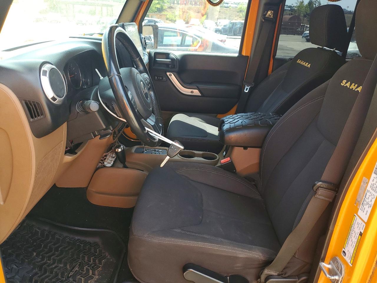 2013 JEEP WRANGLER UNLIMITED SAHARA photo 19
