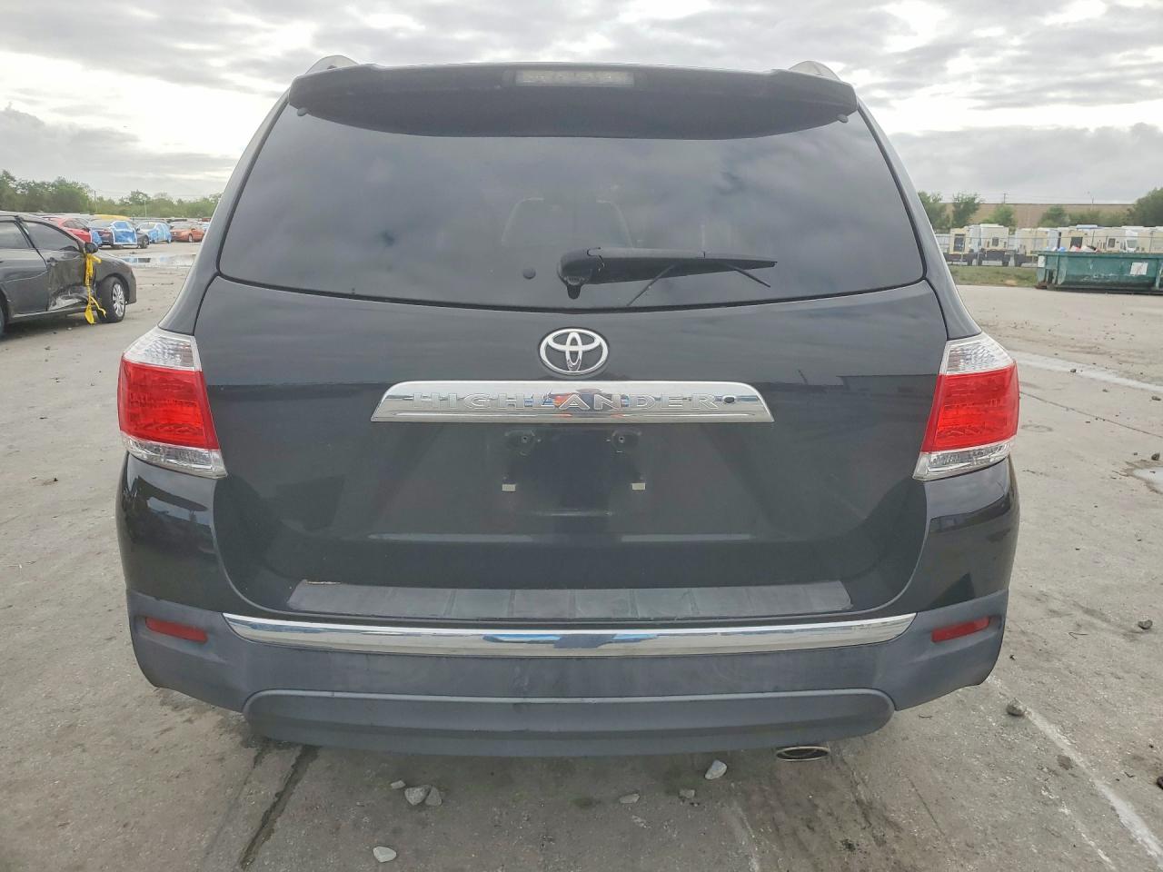 2013 TOYOTA HIGHLANDER LIMITED photo 11