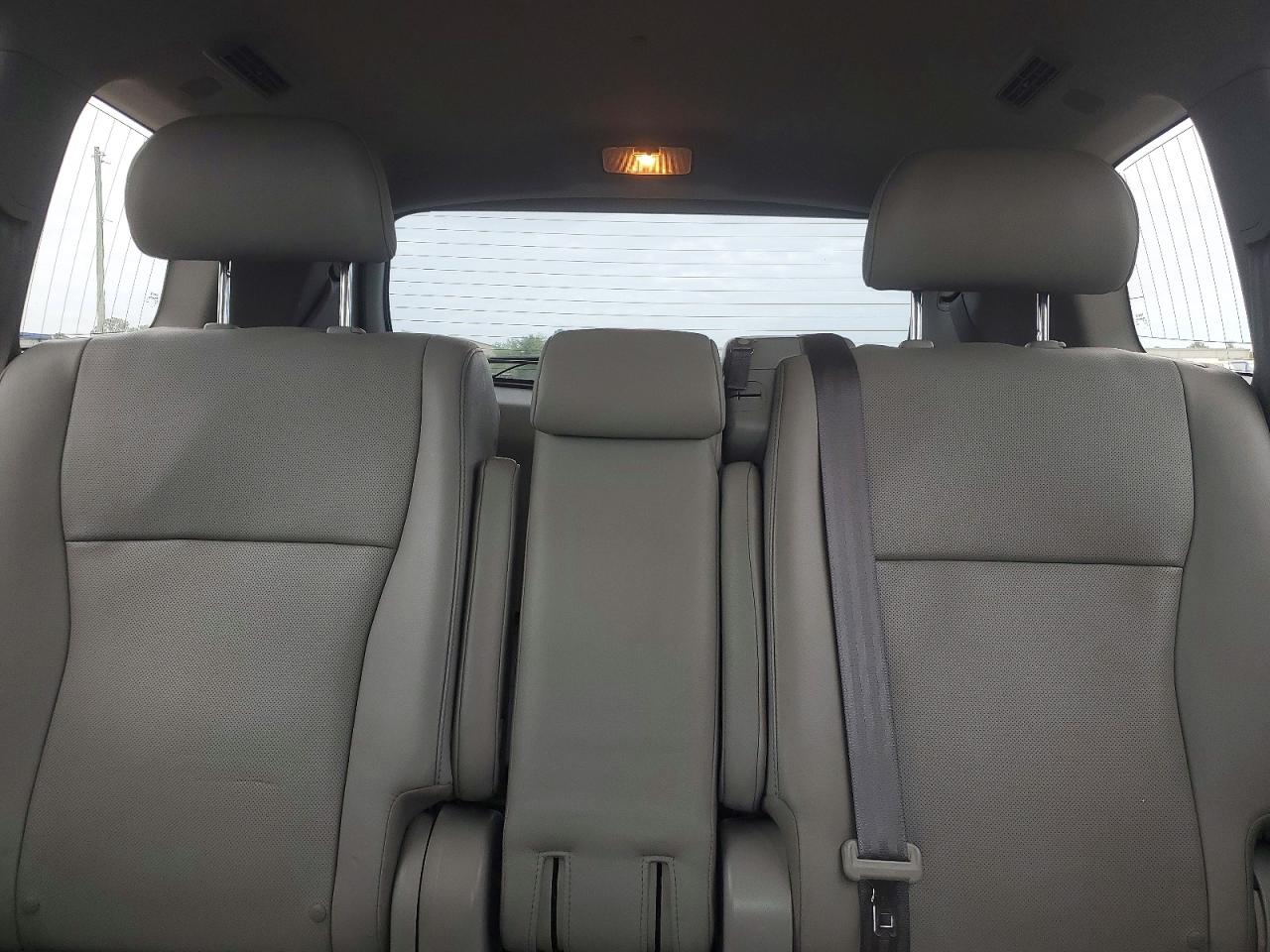2013 TOYOTA HIGHLANDER LIMITED photo 19