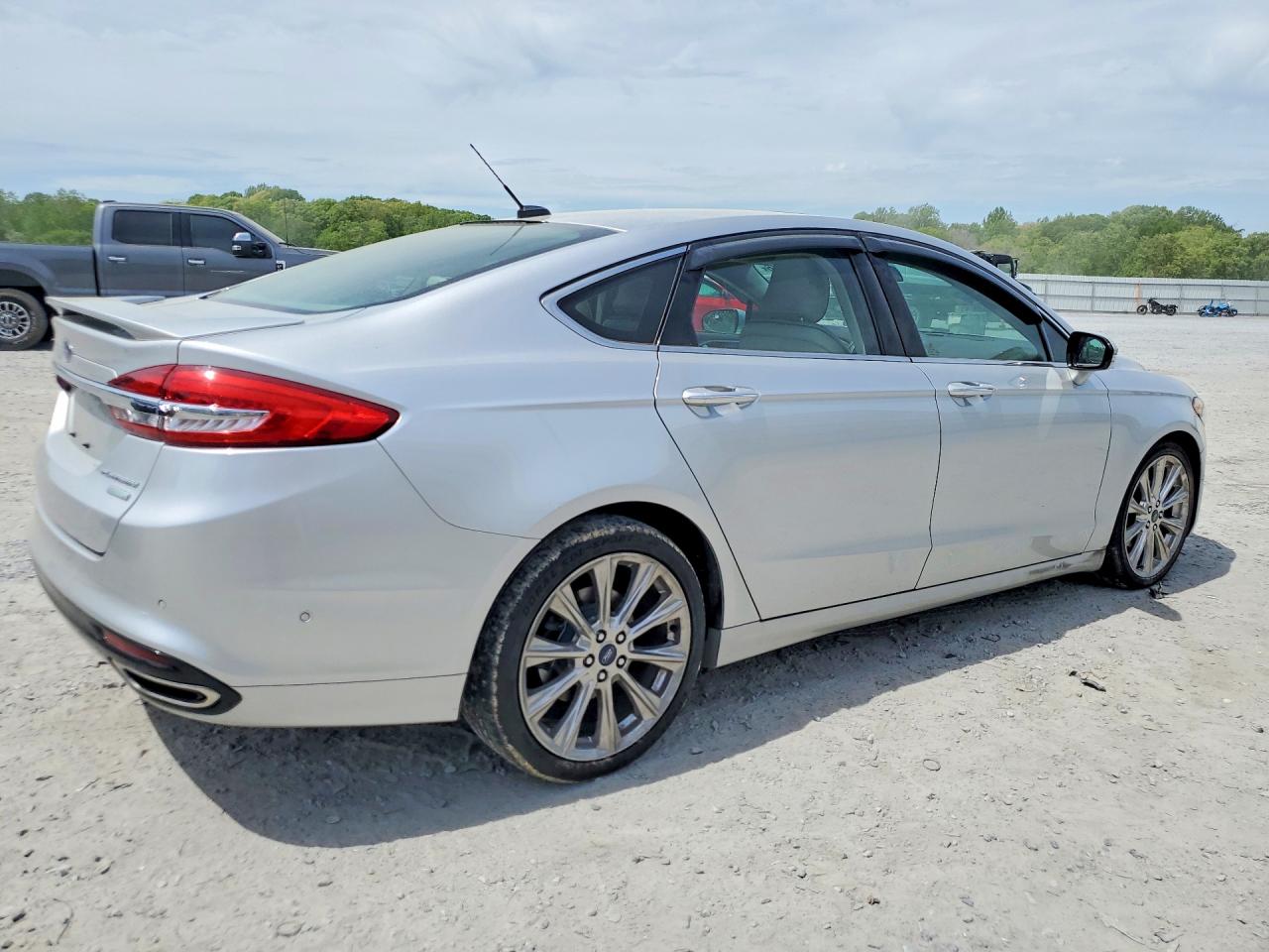 2017 FORD FUSION TITANIUM photo 7