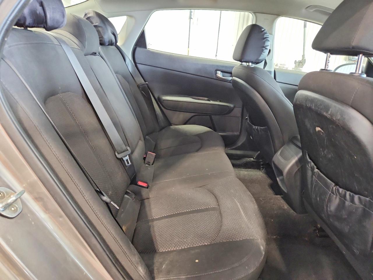2016 KIA OPTIMA LX photo 19