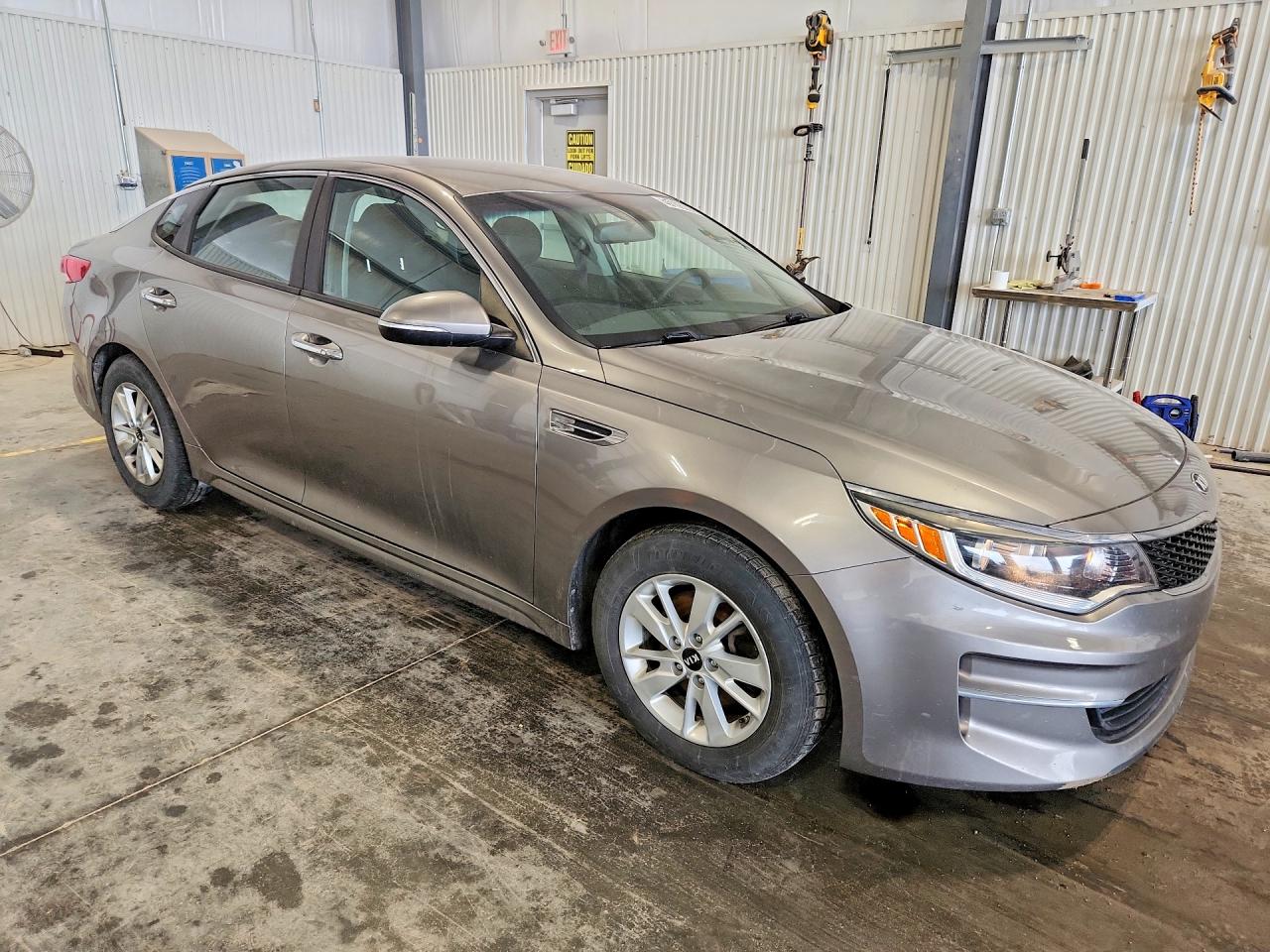 2016 KIA OPTIMA LX photo 7