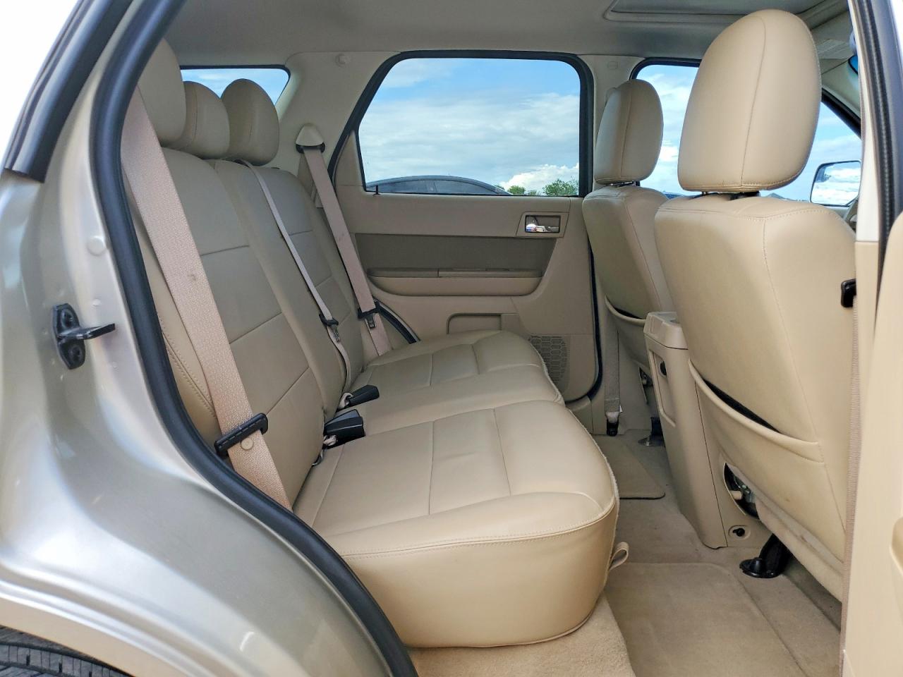 2010 FORD ESCAPE LIMITED photo 31