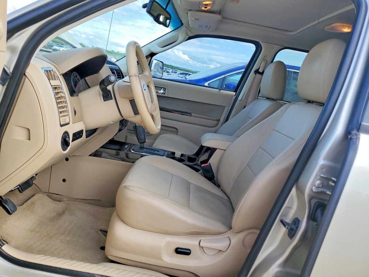 2010 FORD ESCAPE LIMITED photo 19