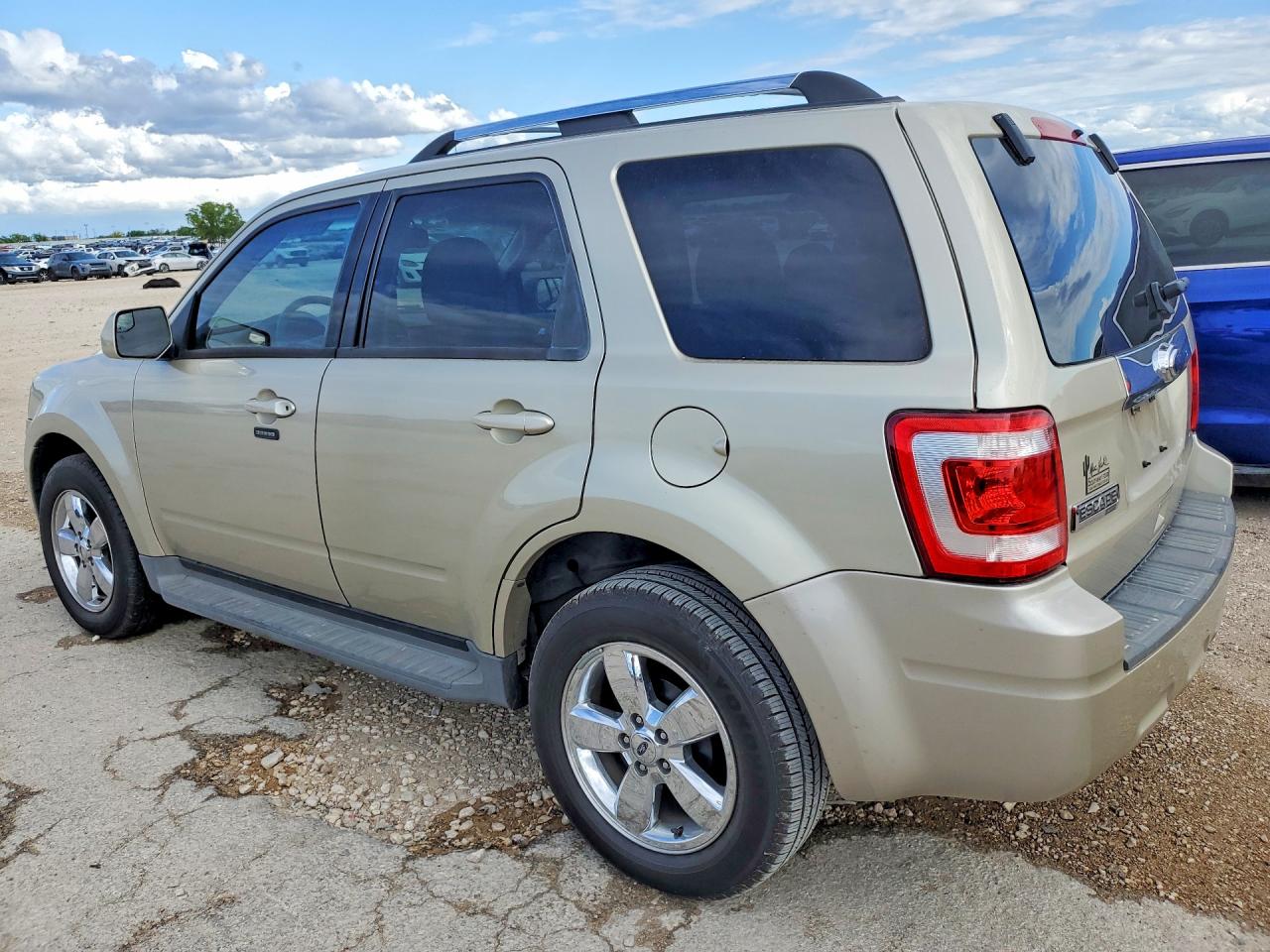 2010 FORD ESCAPE LIMITED photo 4