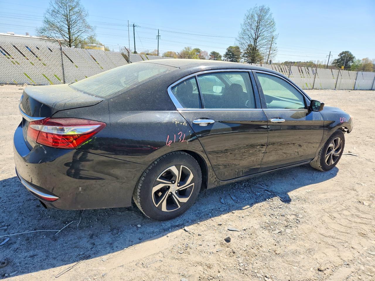 2017 HONDA ACCORD LX photo 3
