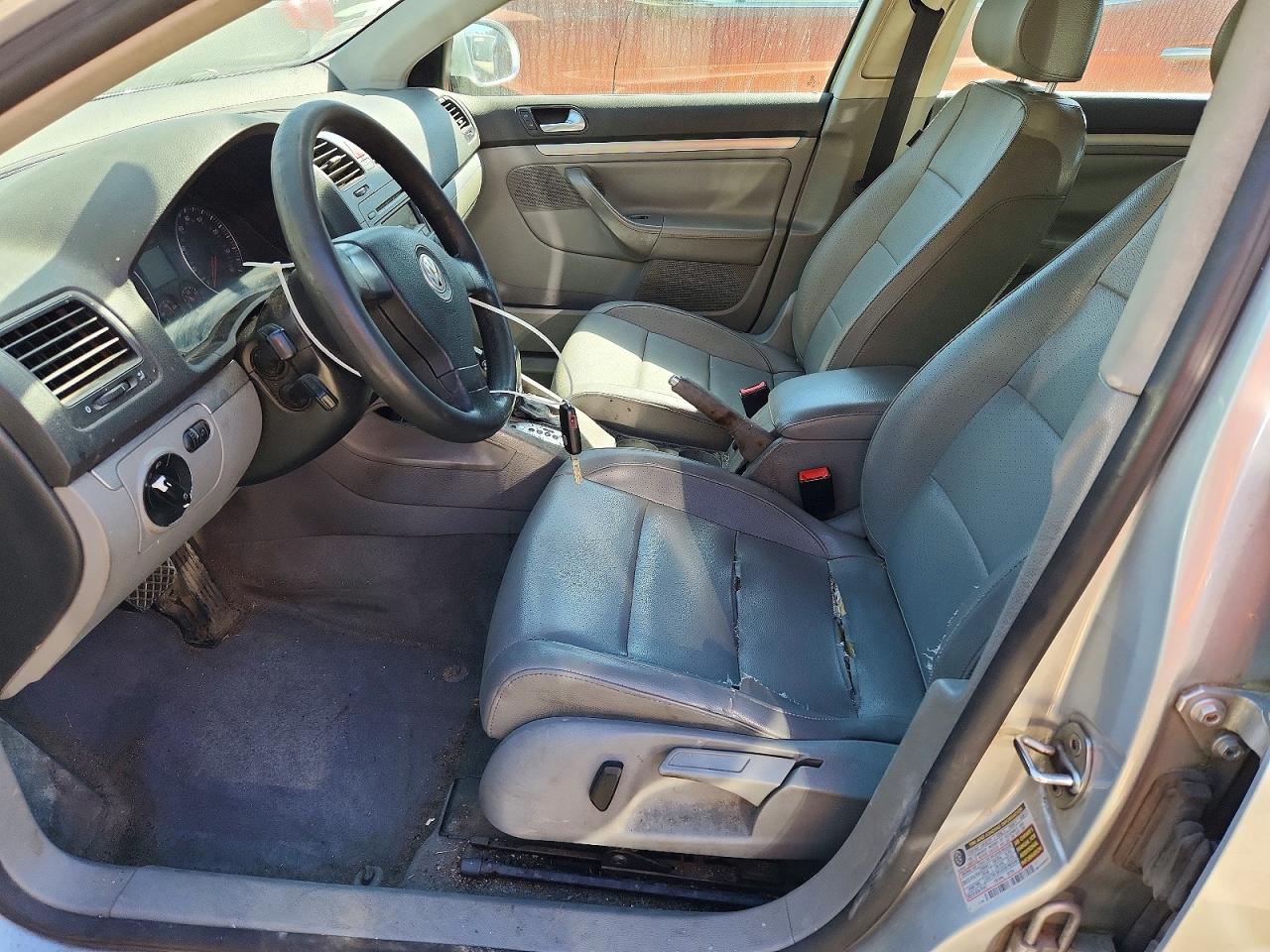 2006 VOLKSWAGEN JETTA 2.5 photo 13