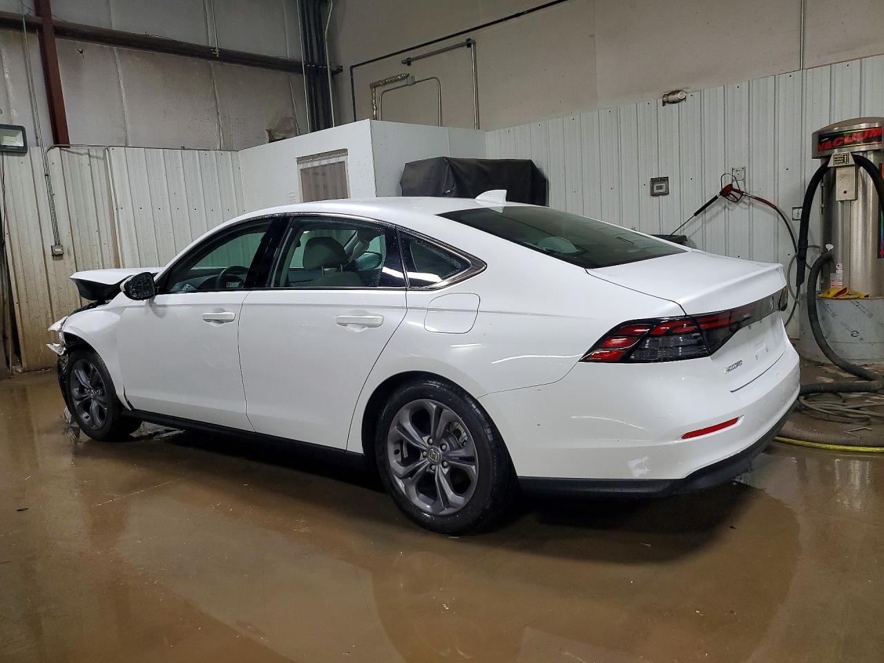 2024 HONDA ACCORD EX photo 3