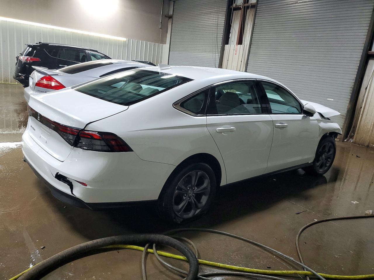 2024 HONDA ACCORD EX photo 5