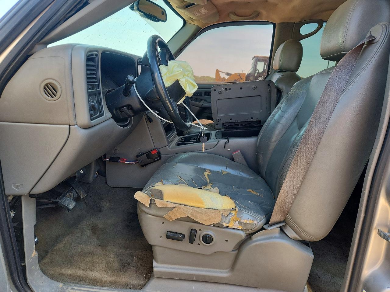 2006 CHEVROLET SILVERADO C1500 photo 13