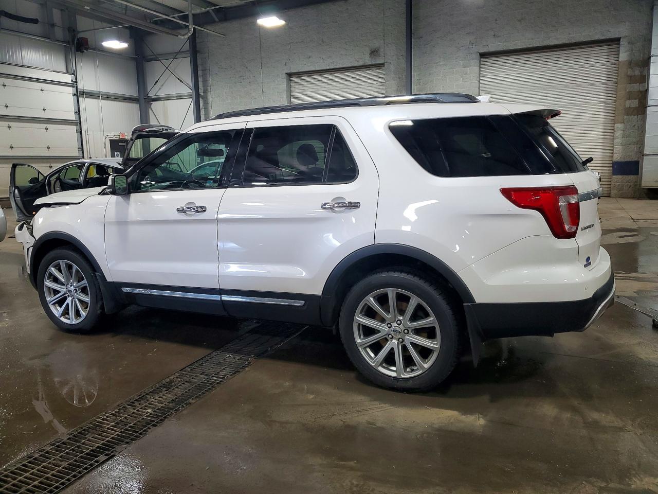 2017 FORD EXPLORER LIMITED photo 3