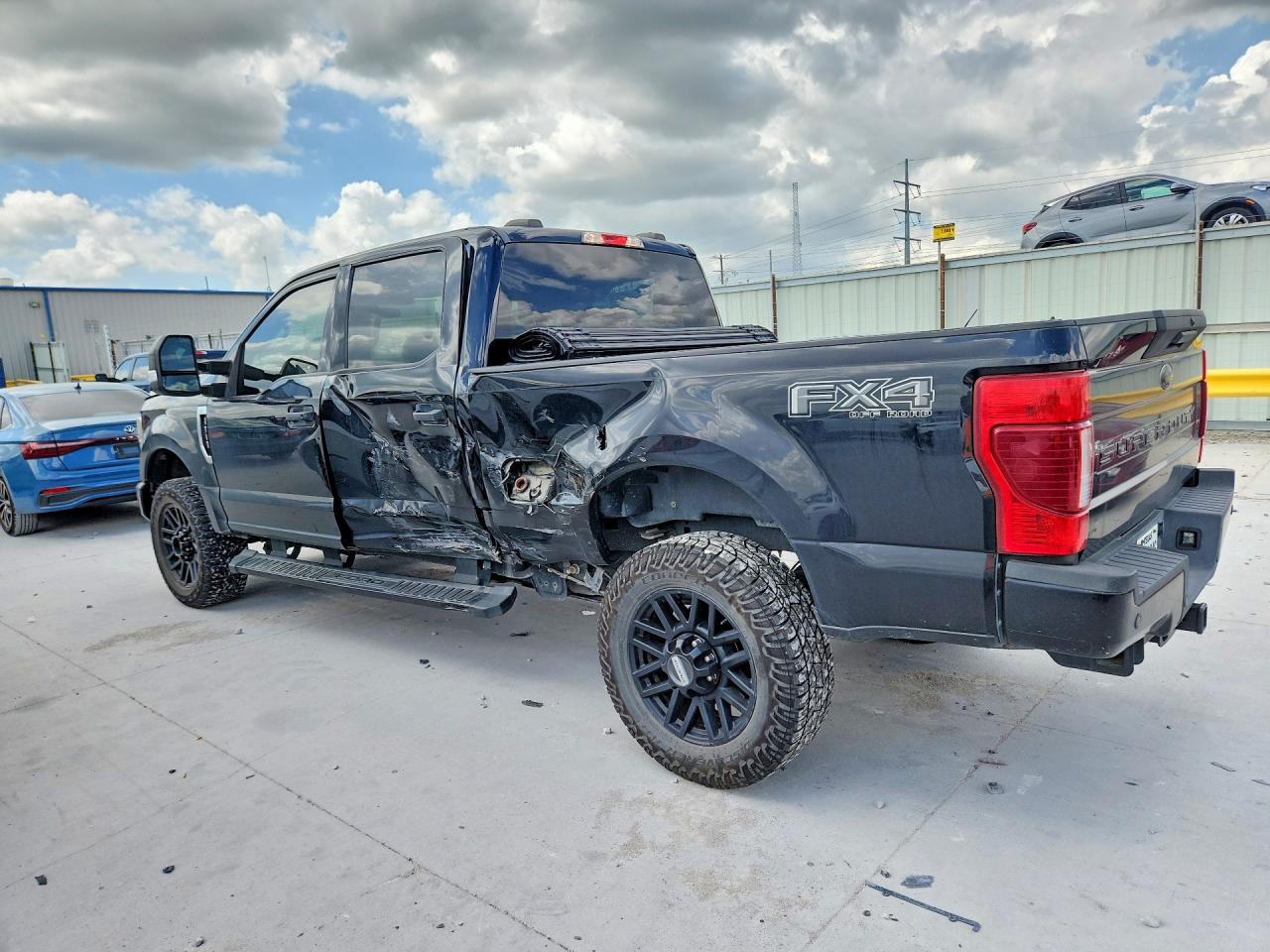 2022 FORD F350 SUPER DUTY photo 4