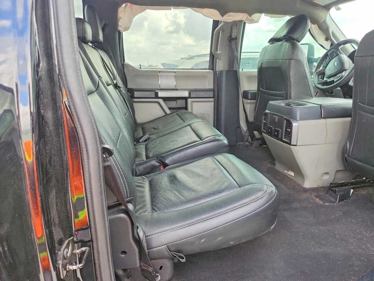 2022 FORD F350 SUPER DUTY photo 28