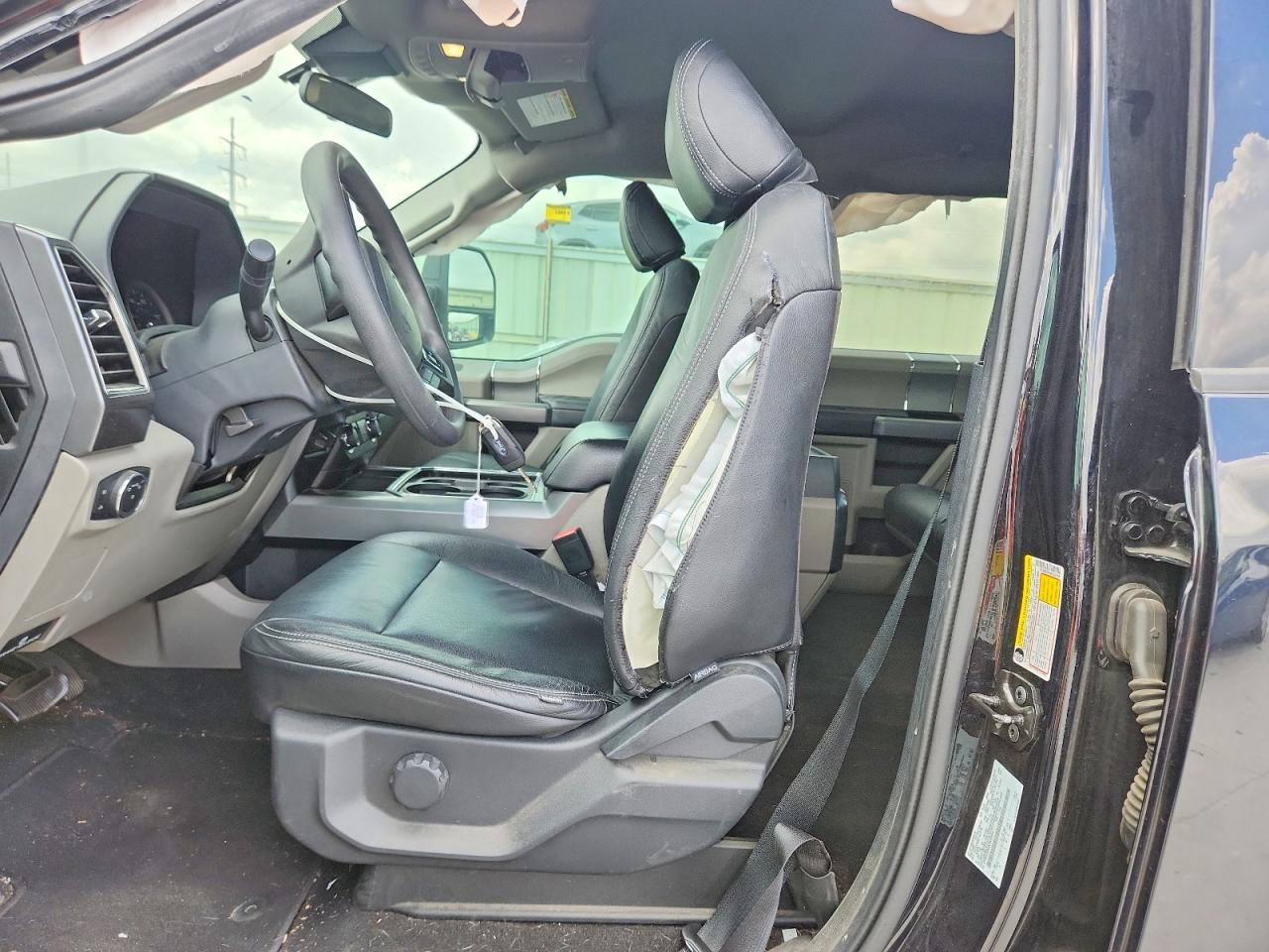 2022 FORD F350 SUPER DUTY photo 19