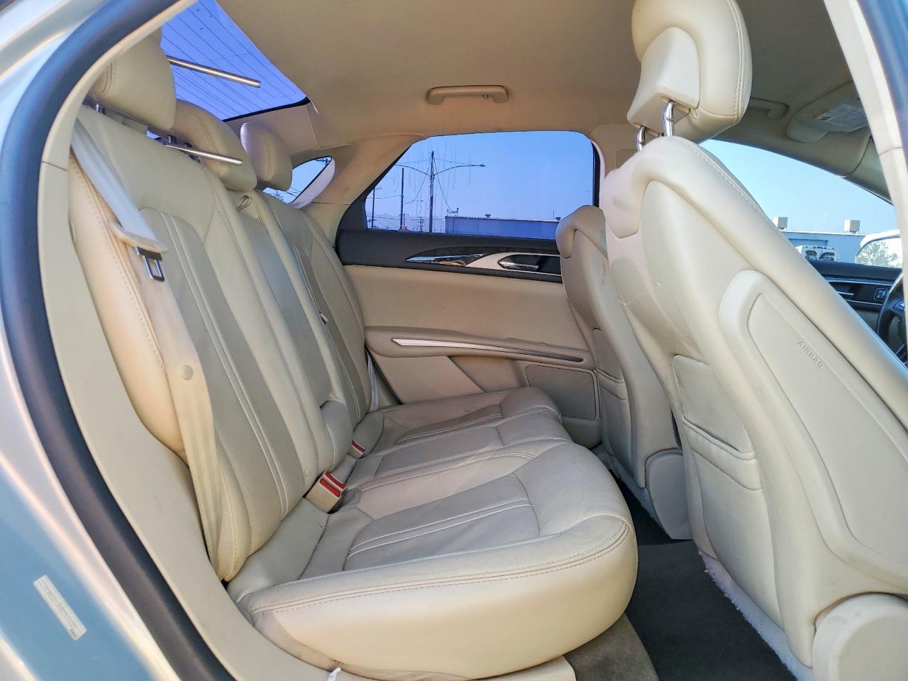 2014 LINCOLN MKZ HYBRID photo 28