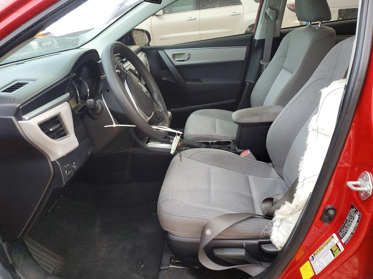 2016 TOYOTA COROLLA LE photo 13