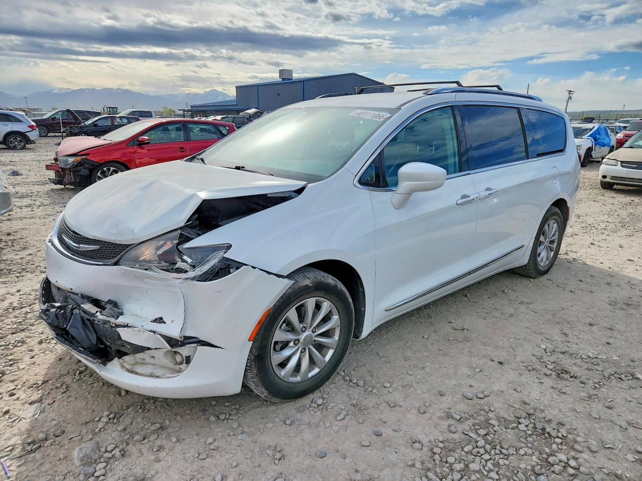 2019 CHRYSLER PACIFICA