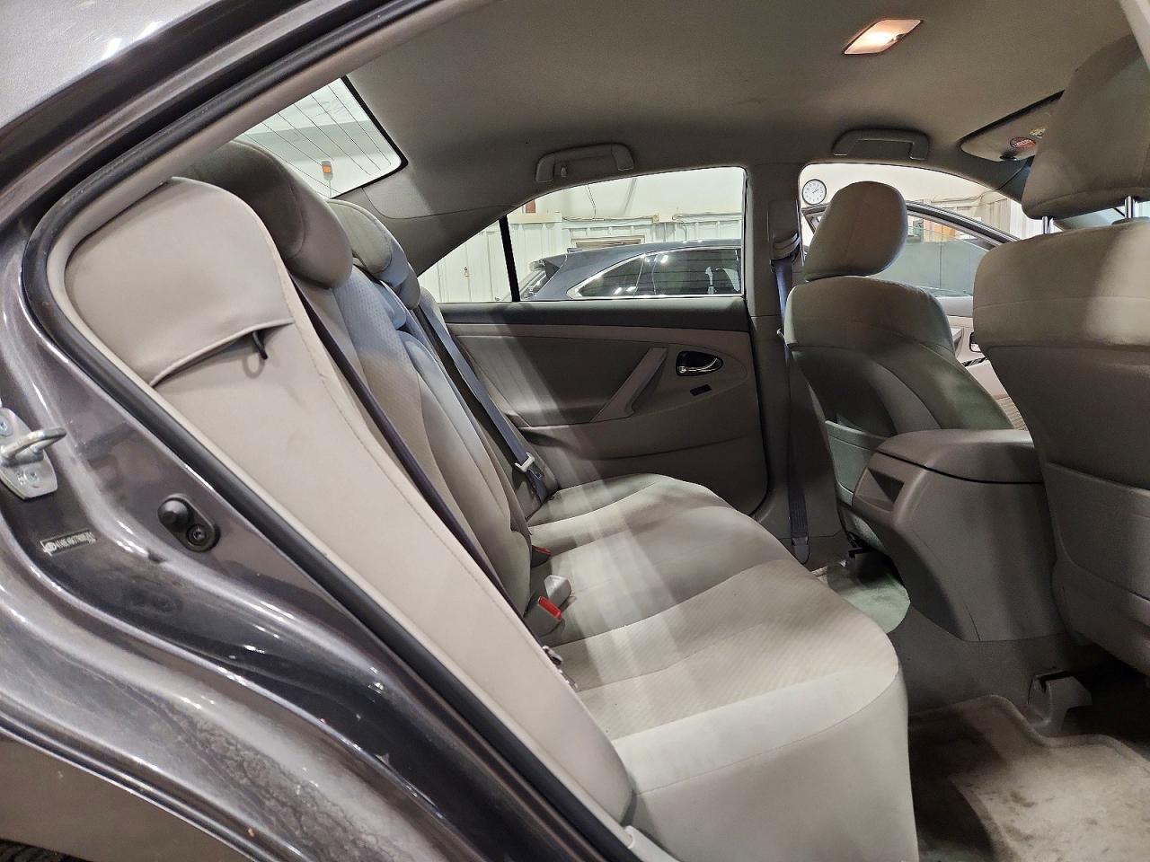 2007 TOYOTA CAMRY LE photo 19