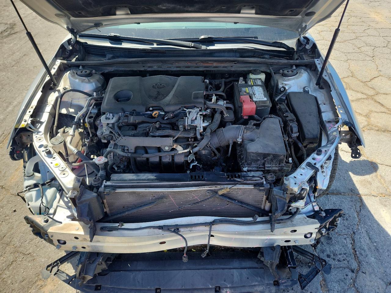 2018 TOYOTA CAMRY SE photo 21