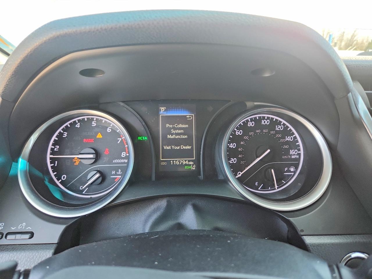 2018 TOYOTA CAMRY SE photo 17