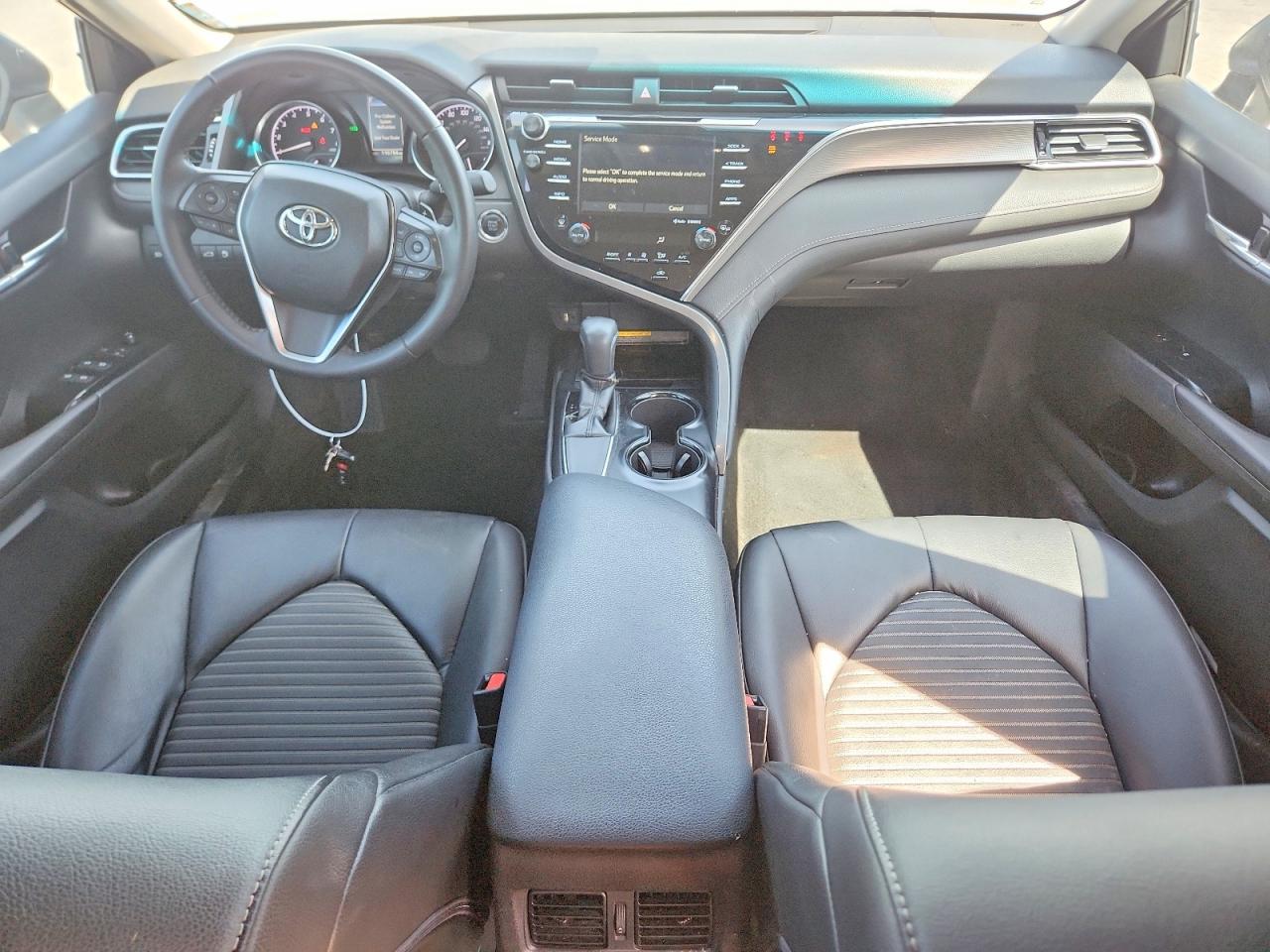 2018 TOYOTA CAMRY SE photo 15