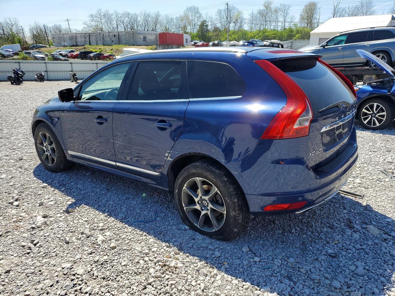 2015 VOLVO XC60 T6 PLATINUM photo 3