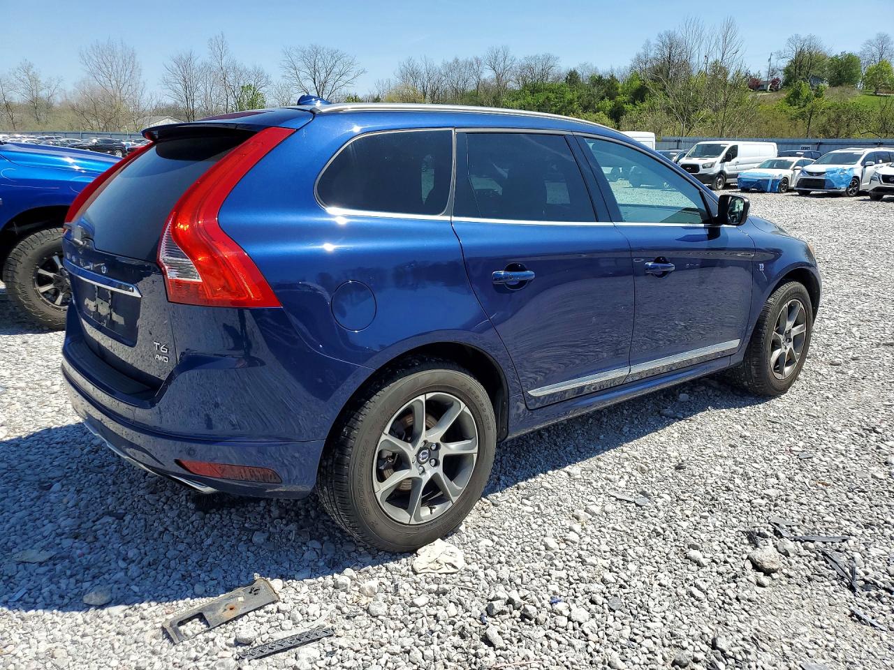2015 VOLVO XC60 T6 PLATINUM photo 5