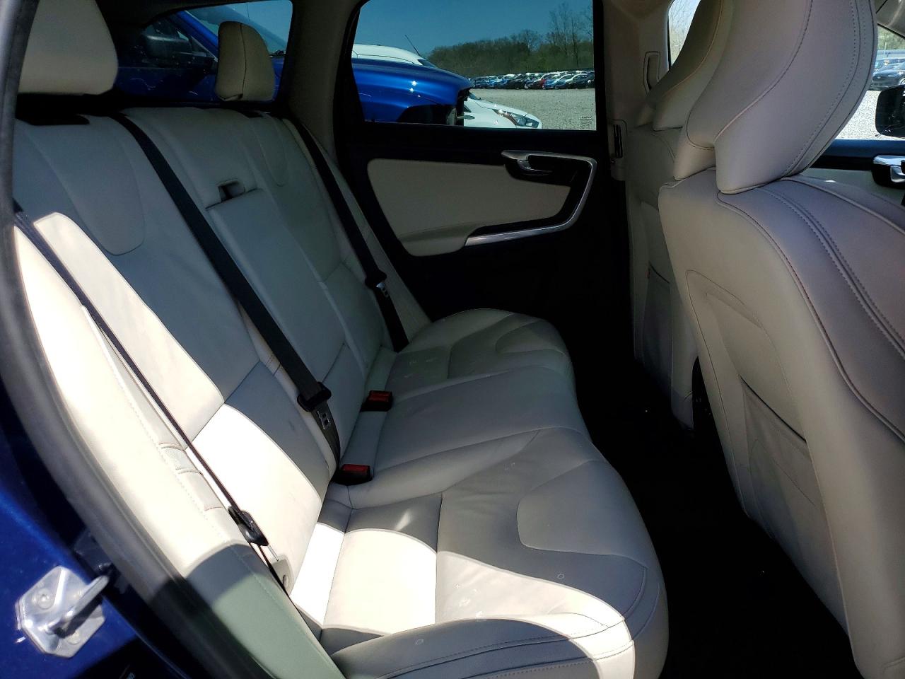 2015 VOLVO XC60 T6 PLATINUM photo 21