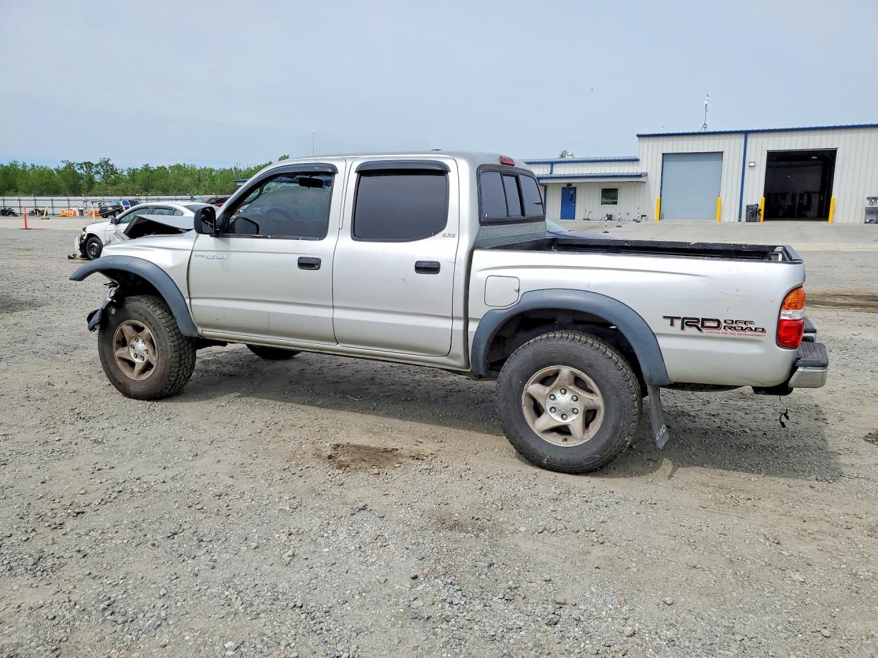 2004 TOYOTA TACOMA V6 photo 3