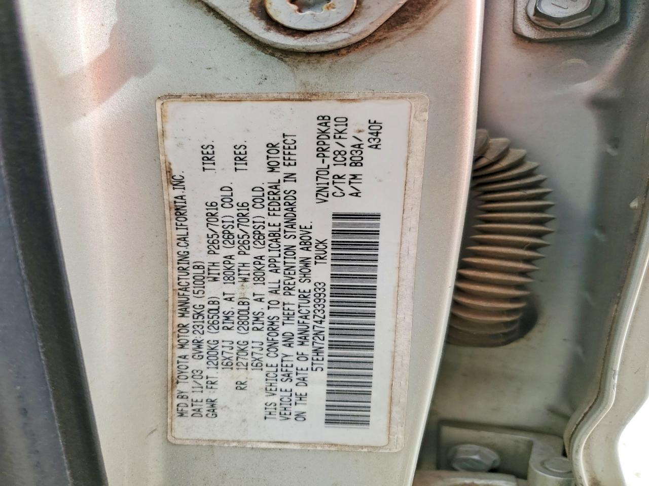 2004 TOYOTA TACOMA V6 photo 23