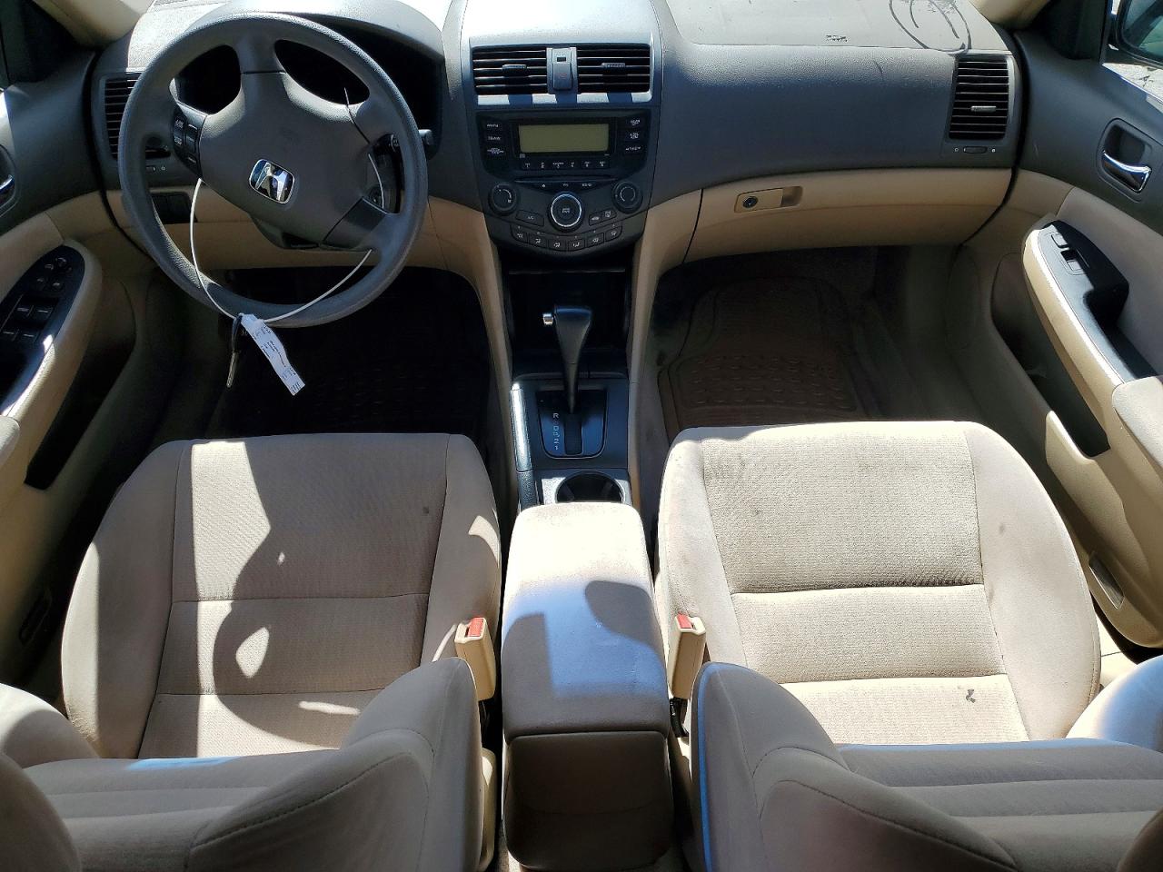 2004 HONDA ACCORD LX photo 15