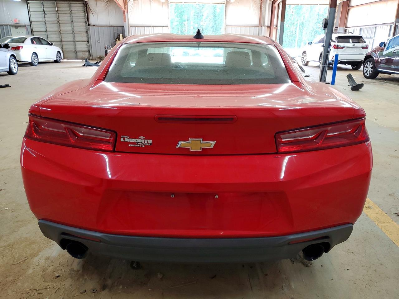 2017 CHEVROLET CAMARO LT photo 11