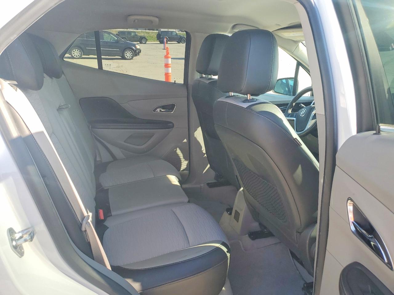 2016 BUICK ENCORE photo 31