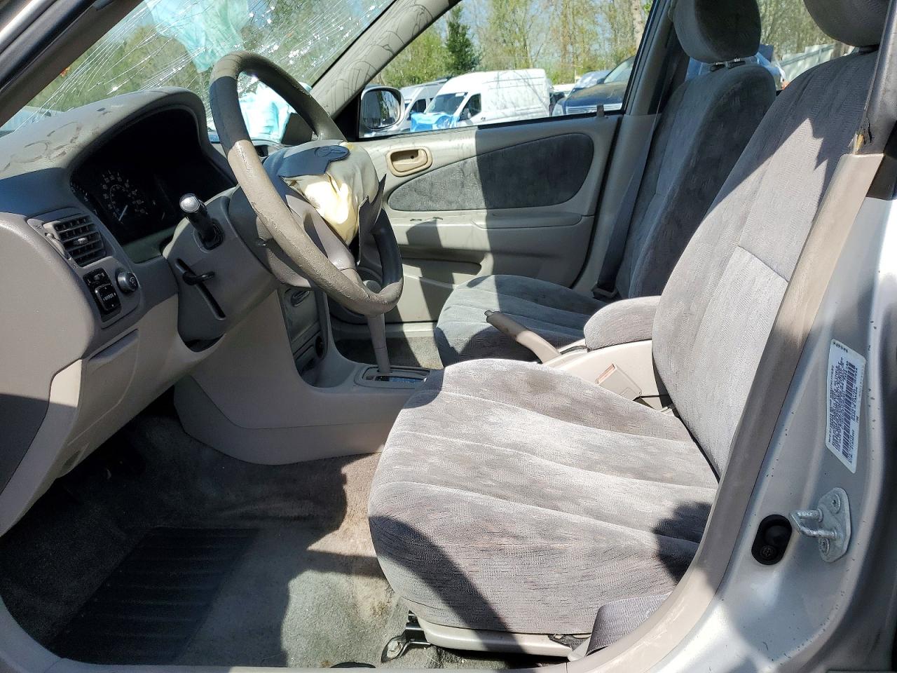 2000 TOYOTA COROLLA VE photo 13
