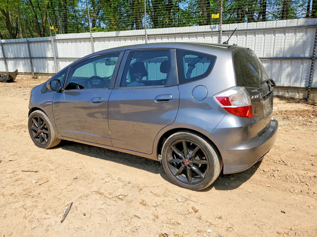 2013 HONDA FIT photo 3