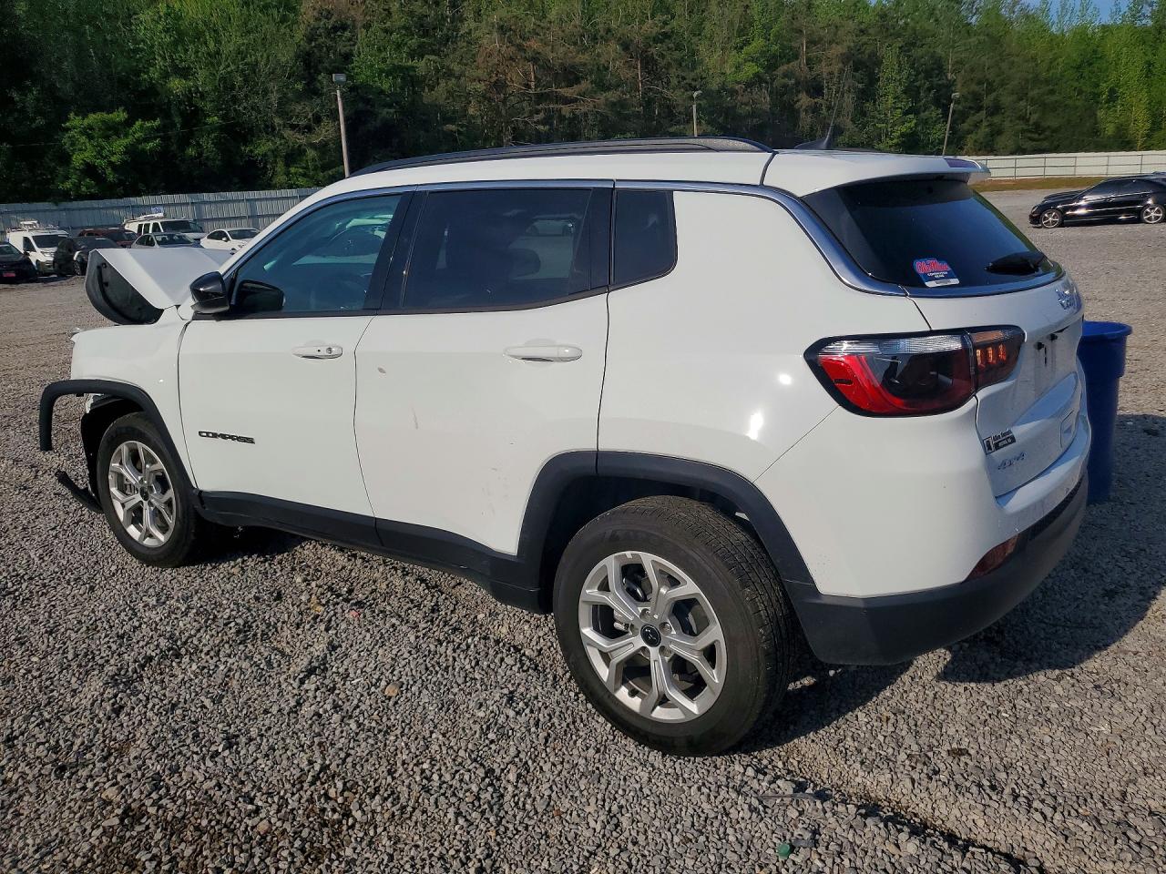 2025 JEEP COMPASS LATITUDE photo 3