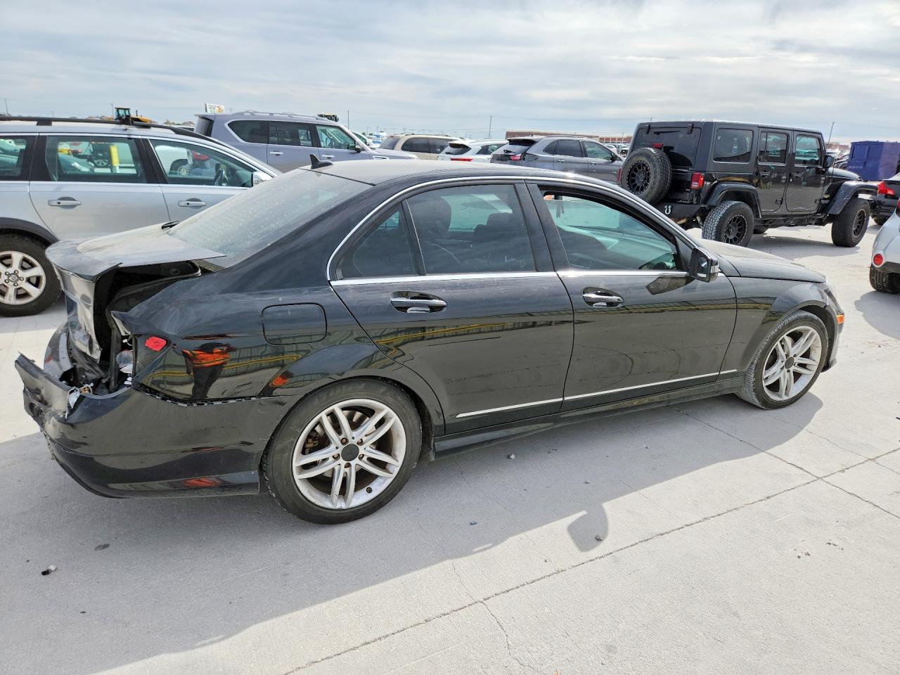 2013 MERCEDES-BENZ C 250 photo 5