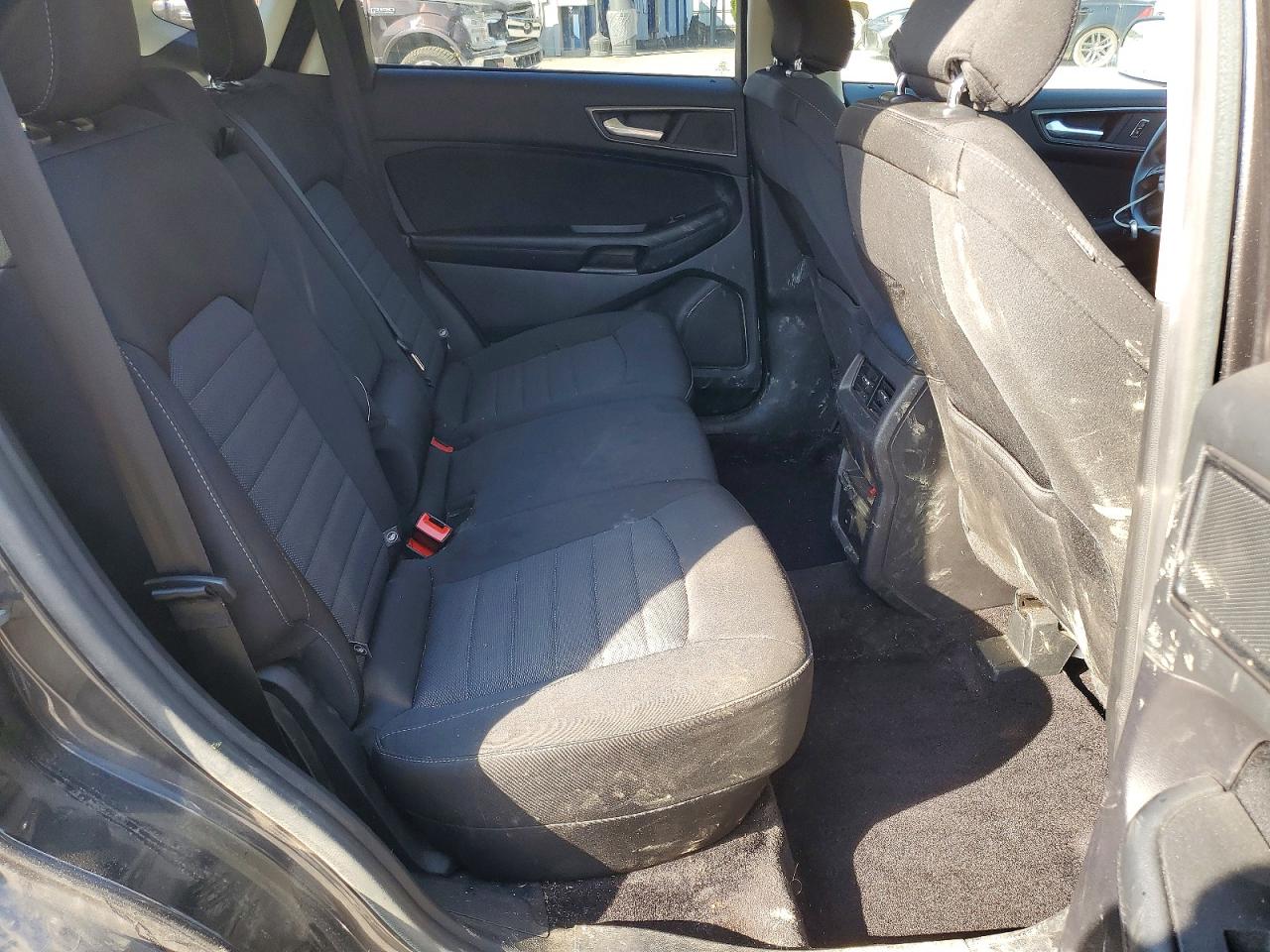 2017 FORD EDGE SE photo 21