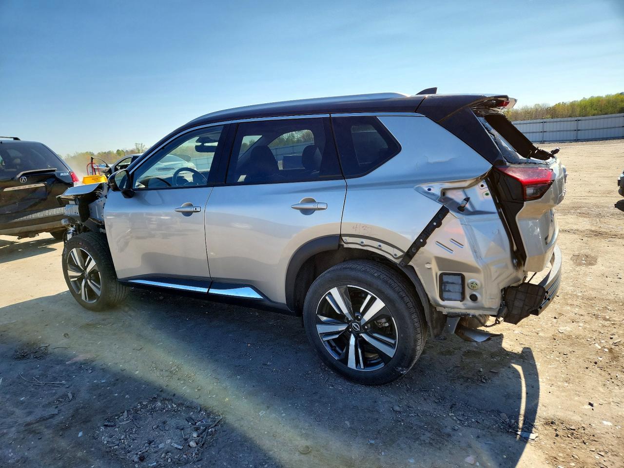 2023 NISSAN ROGUE SL photo 2