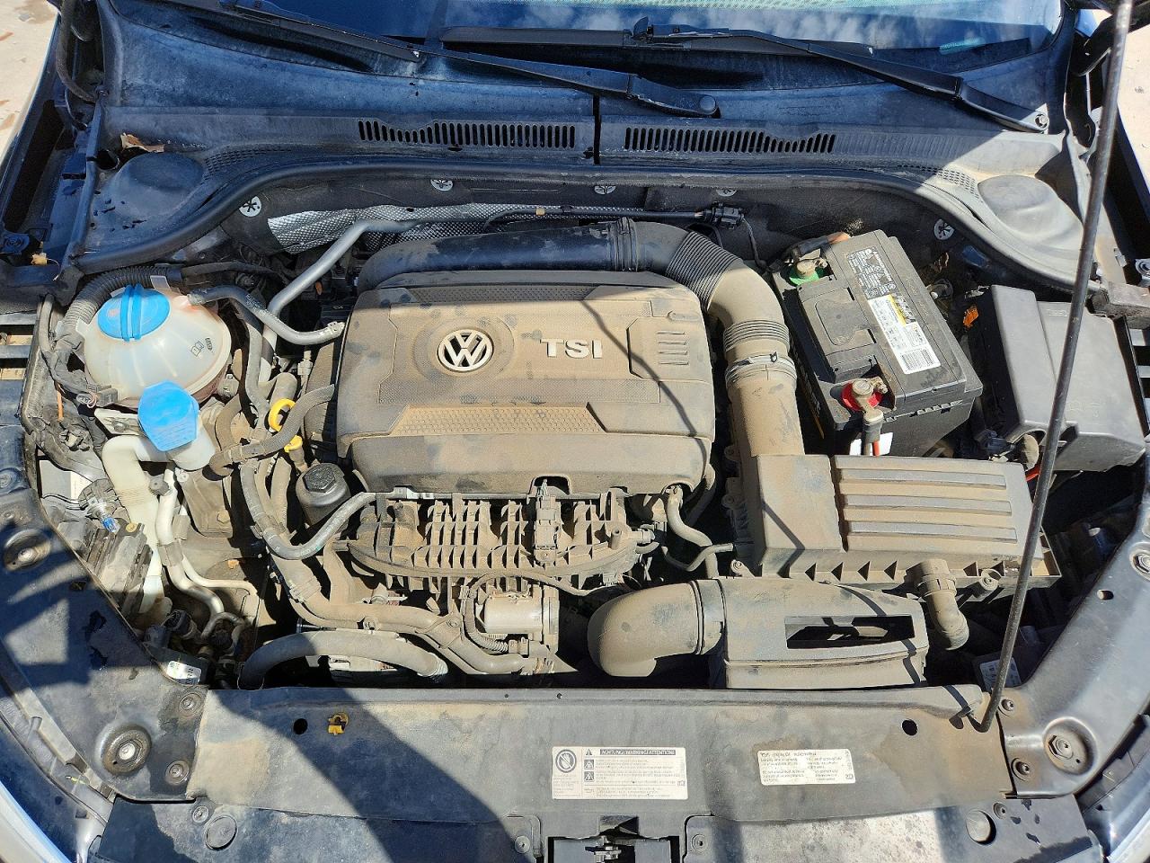 2016 VOLKSWAGEN JETTA SPORT photo 31