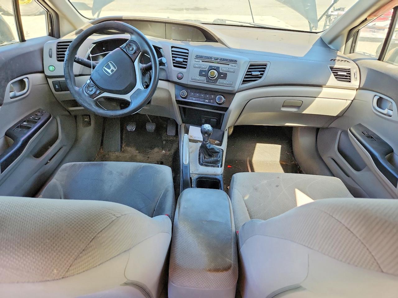 2012 HONDA CIVIC LX photo 15