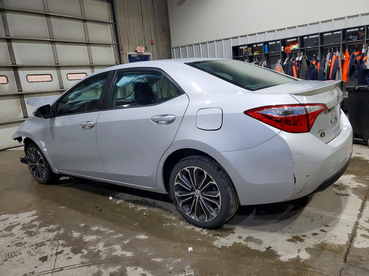2014 TOYOTA COROLLA S PLUS photo 3