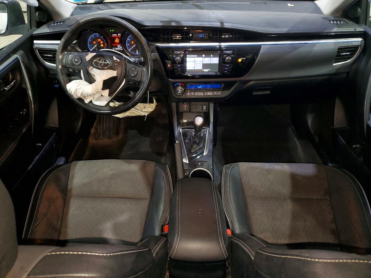 2014 TOYOTA COROLLA S PLUS photo 15