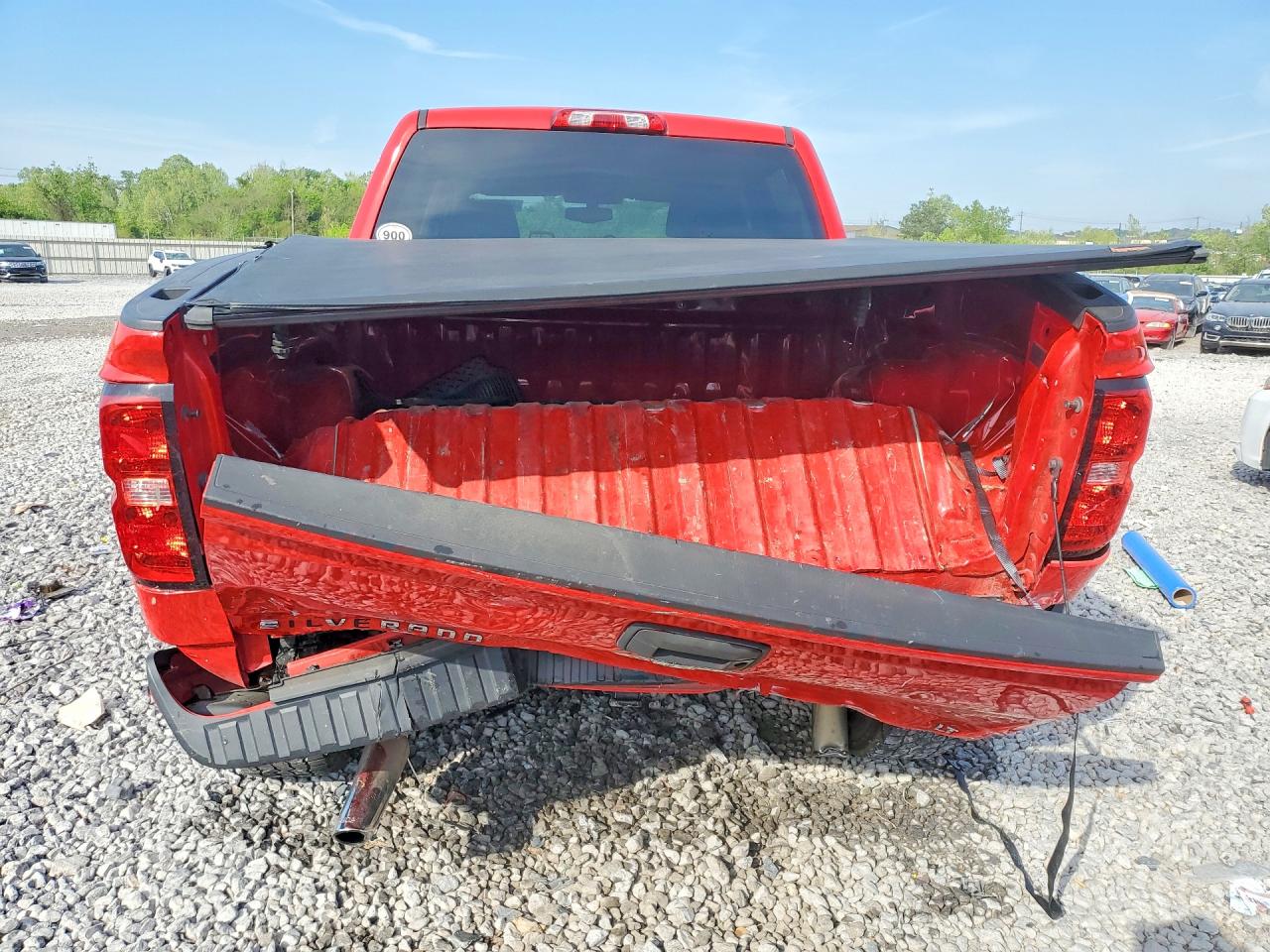 2017 CHEVROLET SILVERADO K1500 LT photo 16