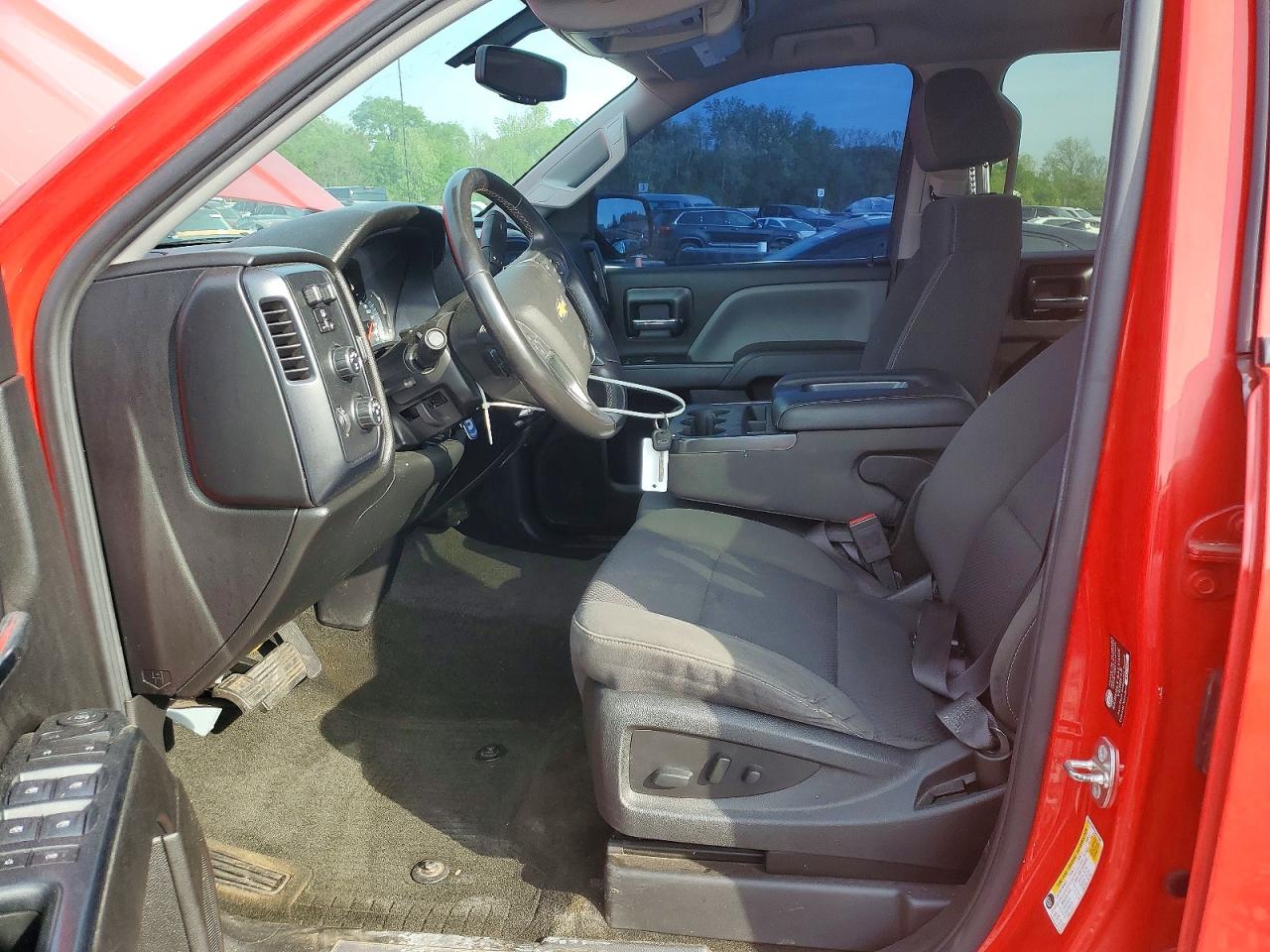 2017 CHEVROLET SILVERADO K1500 LT photo 19