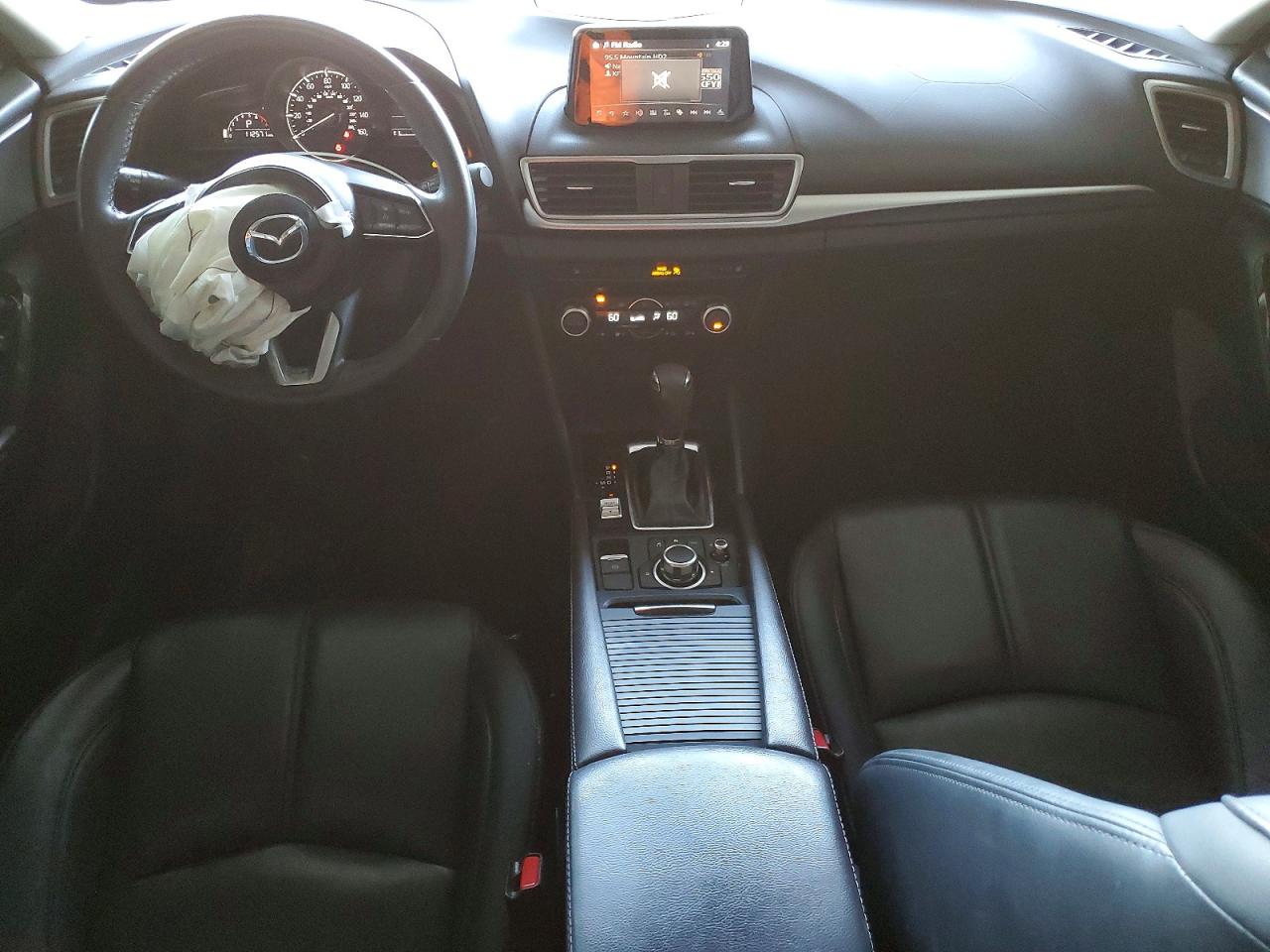 2018 MAZDA 3 TOURING photo 8
