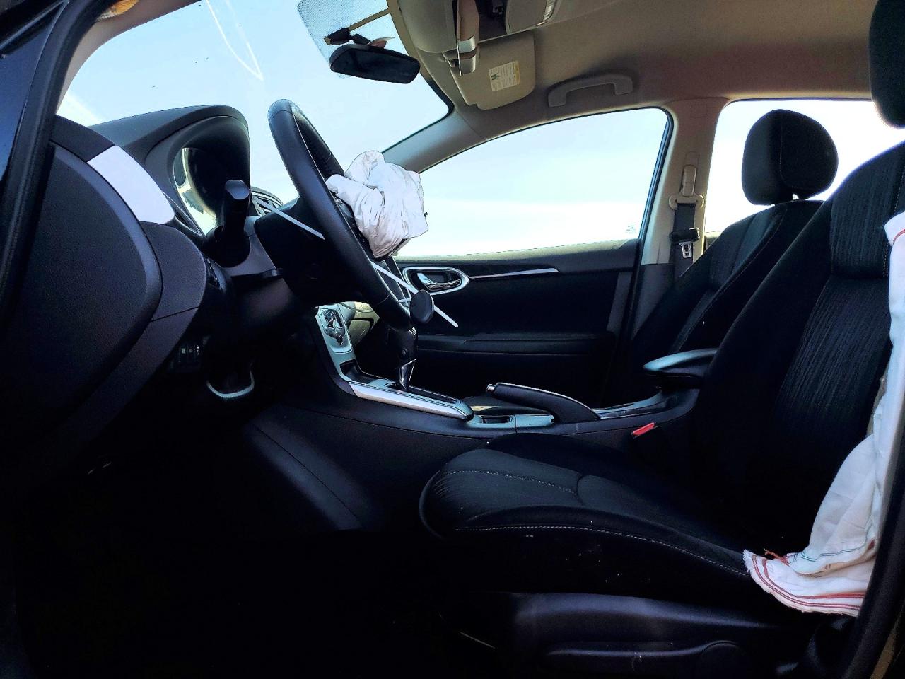 2018 NISSAN SENTRA SV photo 13